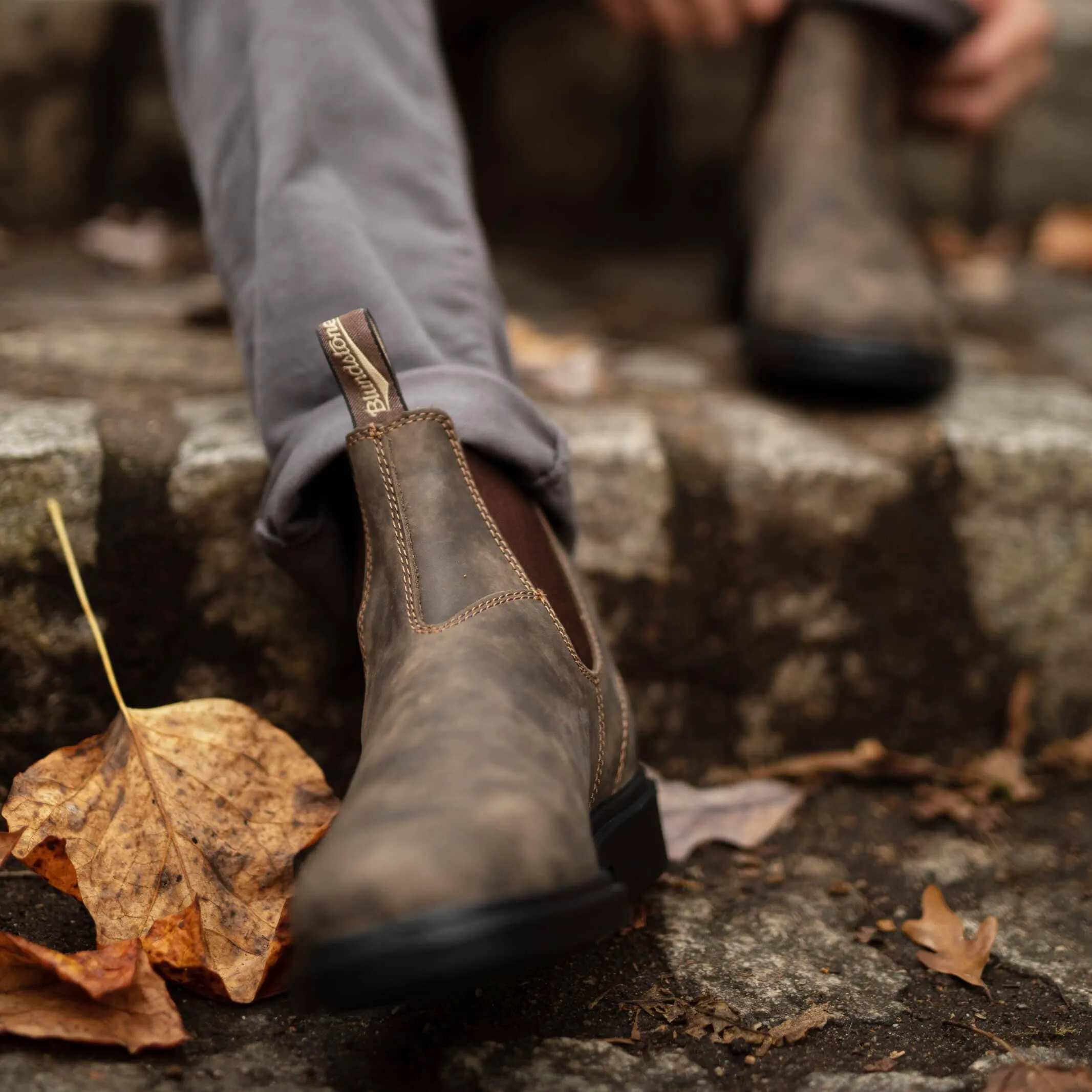 Blundstone Rustic Brown Dress Chelsea Boot