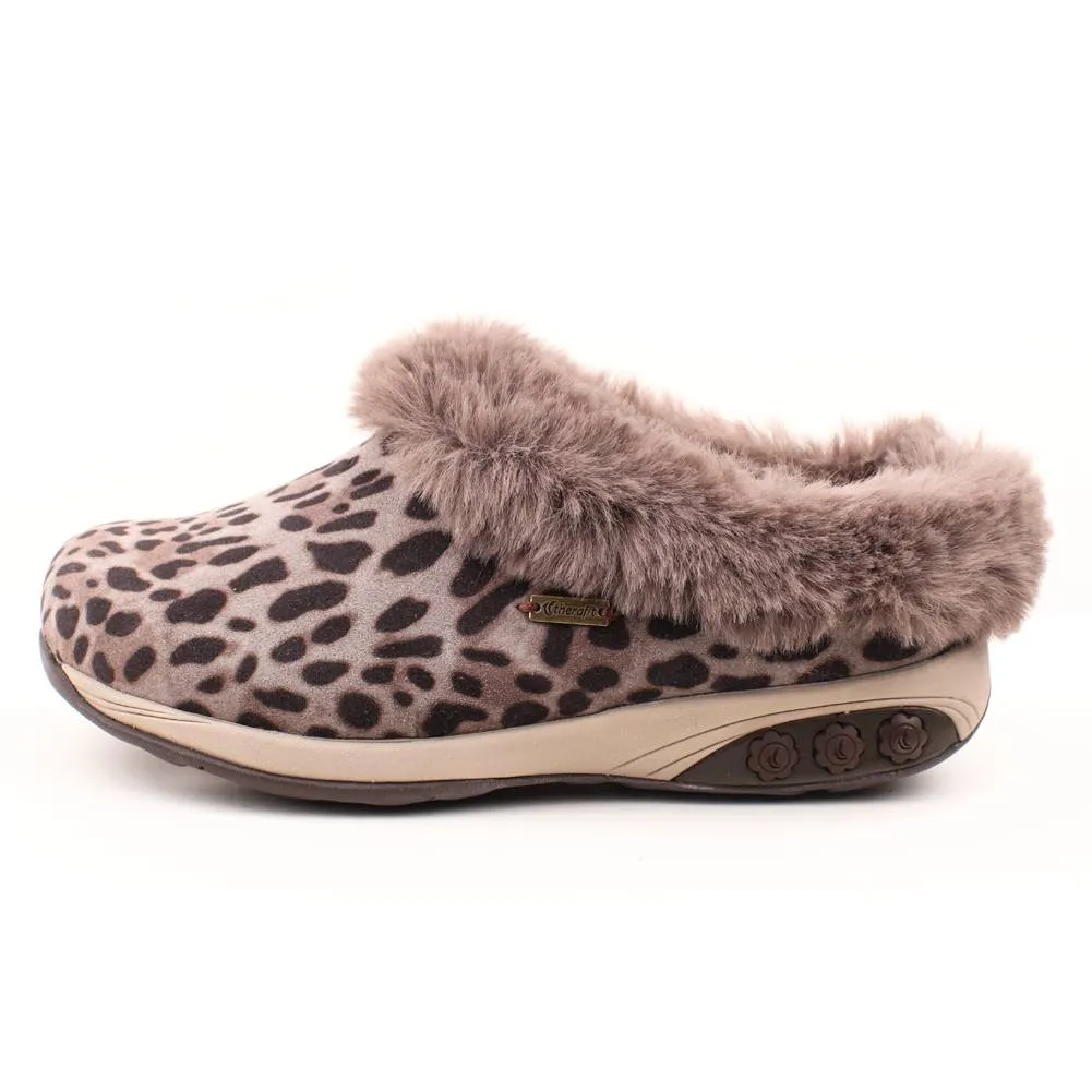 Scarlett Women's Genuine Sheepskin Clog Slipper