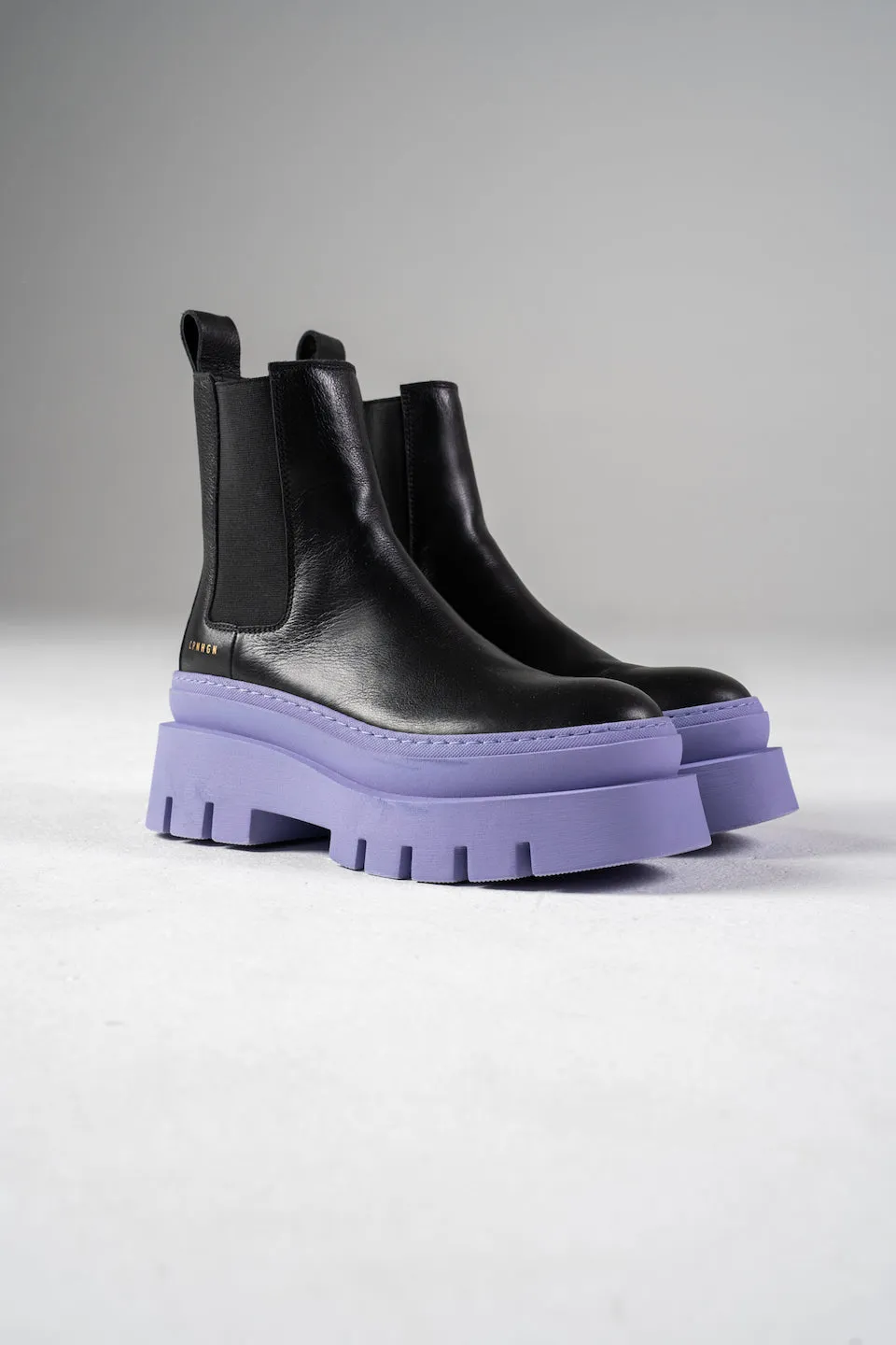 Vitello Black Lilac Chelsea Boots