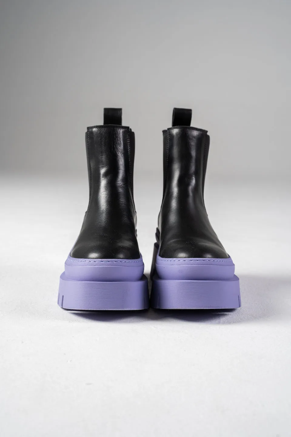 Vitello Black Lilac Chelsea Boots