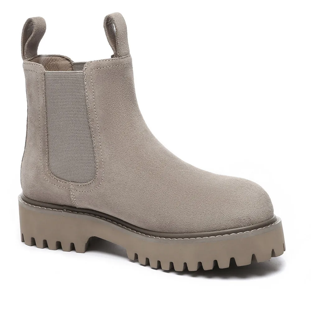 Women Chelsea Boots